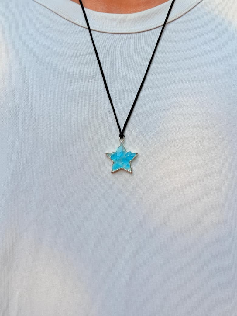 GLOWING IN THE DARK STAR