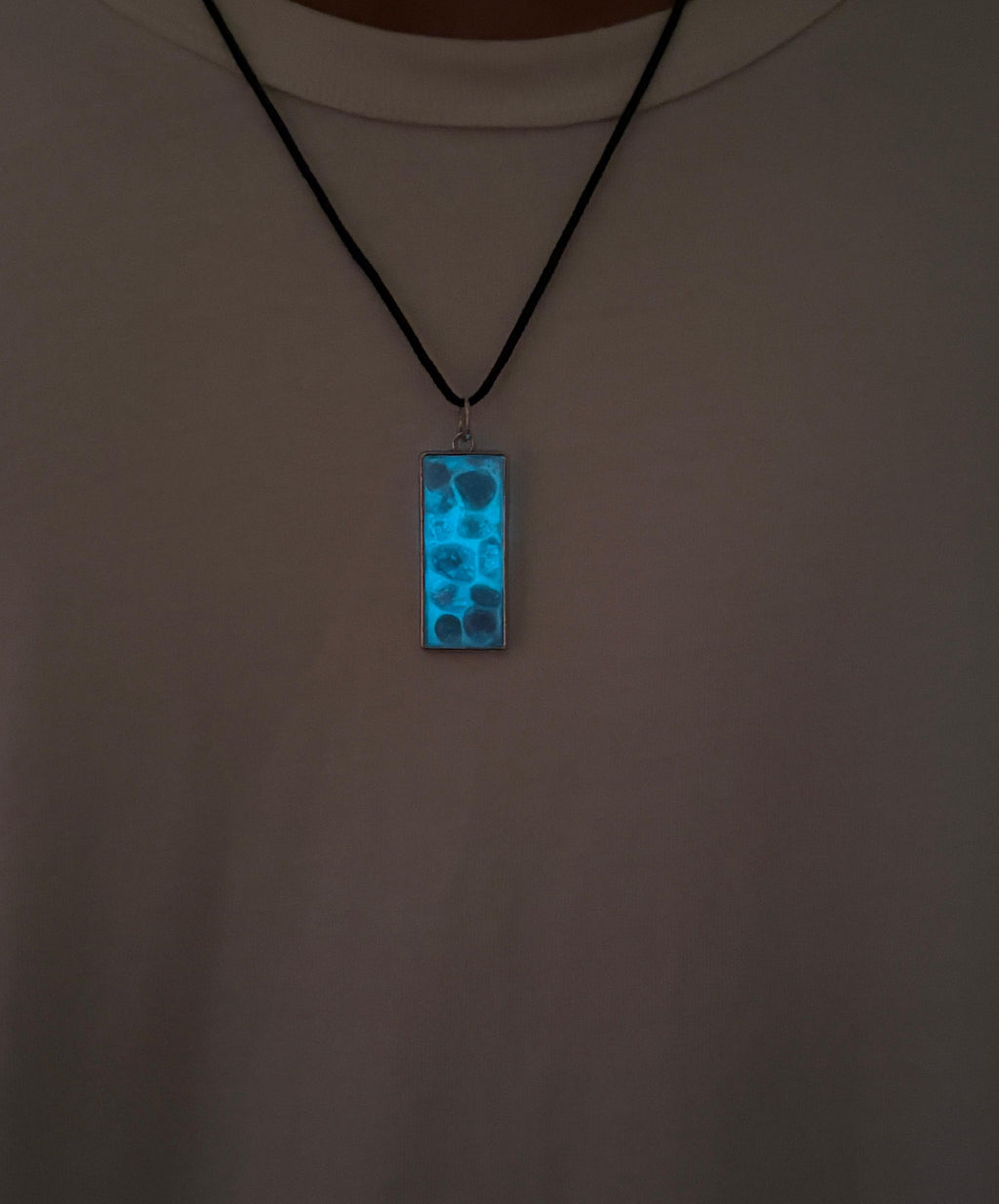 Aqua Glow Bar Pendant